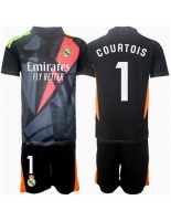 Otroške Nogometnih dresov Real Madrid Thibaut Courtois #1 Vratar Gostujoči 2024-25 Kratki rokavi (+ hlače)